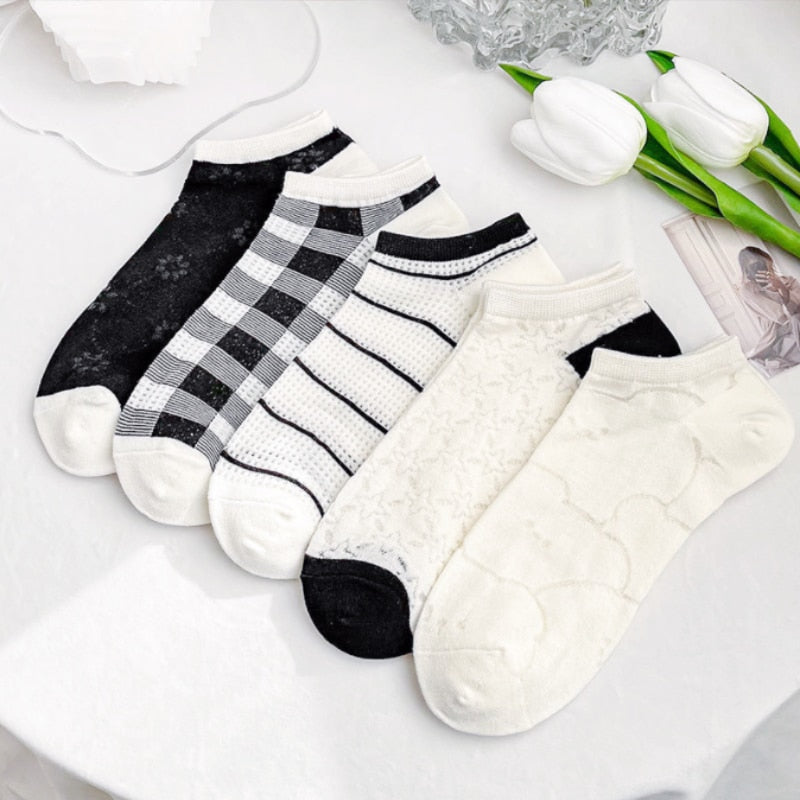 5 Pairs/Pack Woman Cotton Ankle Invisible Socks Embroidery Novelty Cute Breathable Boat Short Sock Chausette Calcetines Mujer