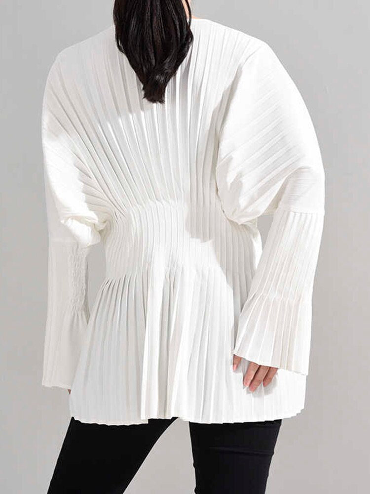 [EAM] Women White Pleated Split Big Size Long Blouse New V-collar Long Sleeve Loose Fit Shirt Fashion Spring Summer 2022 1W326