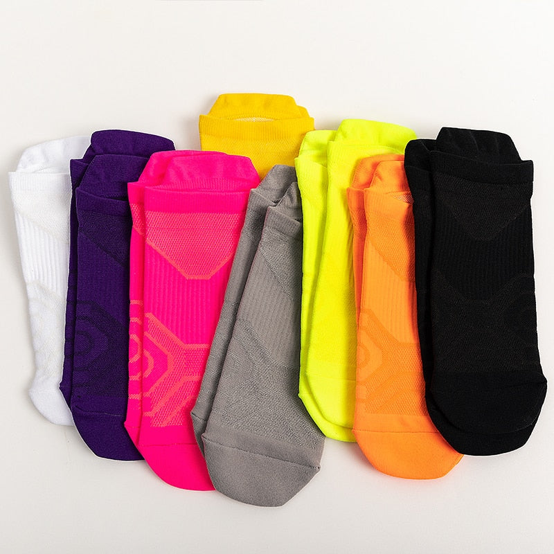3 Pairs Men Sports Ankle Socks Pack Outdoor Summer Spring Heel Wear Great Flexibility Breathable White Candy Colors Solid Street